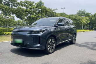 蓝电E5 PLUS 2025款 165km 长续航版PLUS 7座