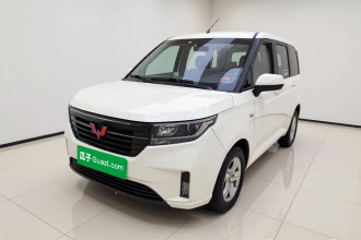 五菱汽车 五菱宏光PLUS 2019款 1.5T 手动舒适型 7座