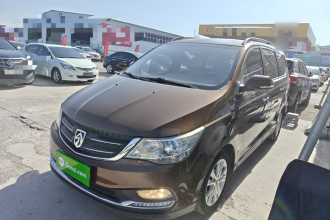 宝骏730 2016款 1.5L 手动豪华型 7座