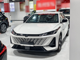 长安 逸动 2026款 第四代 1.5T 500Bar 悦享型