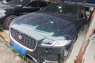 捷豹XFL 2022款 XFL 2.0T P250 两驱精英运动版