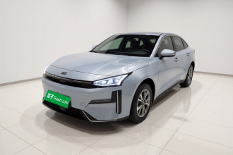 吉利银河 银河L6 2025款 EM-i 60km 探索版