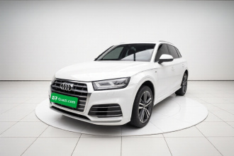 奥迪Q5L 2020款 改款 40 TFSI 荣享时尚型