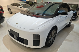 理想汽车 理想i6 2025款 四驱标准版
