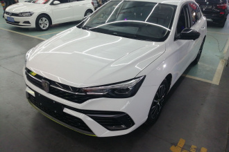 荣威i5 2021款 改款 1.5L CVT钻石版