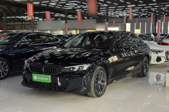 宝马3系 2025款 330Li M运动曜夜套装