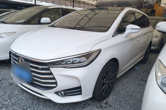 比亚迪 宋MAX 2018款 1.5T 自动智联精英型 6座