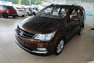 宝骏730 2016款 1.5L 手动舒适型 7座 国V