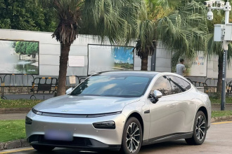 小鹏P7 2020款 670E