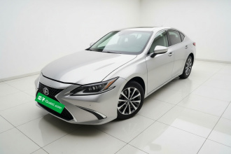 雷克萨斯ES 2021款 300h 卓越版