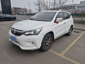 比亚迪 宋 2017款 盖世升级版 1.5TI 手动豪雅型