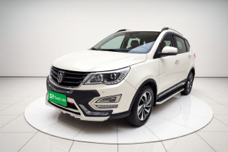 宝骏560 2015款 1.8L 手动豪华型
