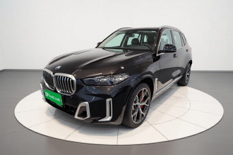 宝马X5 2023款 xDrive 30Li 尊享型M运动套装