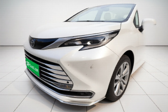 丰田 赛那SIENNA 2023款 2.5L混动 尊贵版