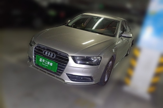 奥迪A4L 2016款 35 TFSI 典藏版 自动标准型