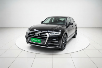 奥迪Q5L 2020款 40 TFSI 荣享时尚型