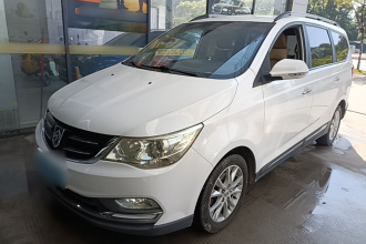 宝骏730 2016款 1.5L 手动舒适型 7座 国V