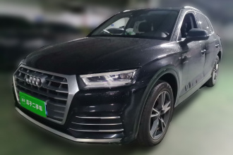 奥迪Q5L 2020款 40 TFSI 荣享时尚型