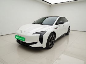 红旗EH7 2024款 760 Pro+ 四驱版