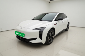 红旗EH7 2024款 760 Pro+ 四驱版