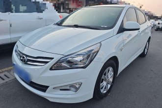 现代 瑞纳 2014款 1.4L 手动智能型GLS