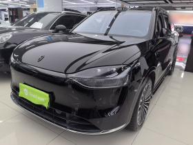 鸿蒙智行 问界M9 2025款 增程 Ultra版 52kWh 6座版（192线激光雷达）