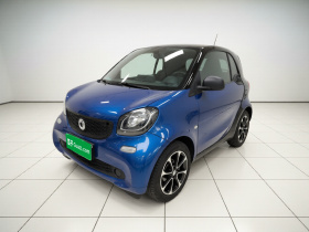 smart fortwo 2015款 1.0L 52千瓦硬顶激情版