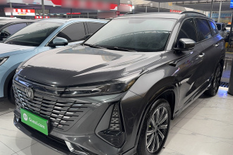 长安CS75 PLUS 2023款 第三代 1.5T 自动尊贵型