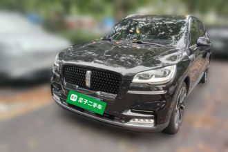 林肯 飞行家 2021款 3.0T V6 四驱行政版