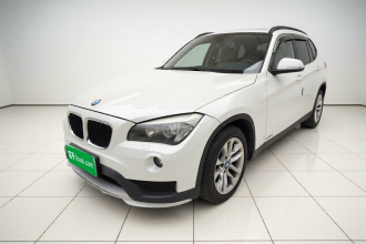 宝马X1 2015款 sDrive18i 时尚晋级版