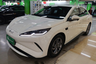 比亚迪 海豹06新能源 2025款 EV 470KM尊荣型