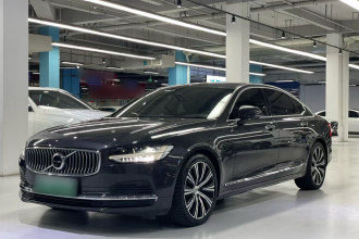 沃尔沃S90新能源 2022款 改款 T8 E驱混动 智雅豪华版