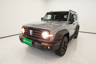 坦克300 2023款 越野版 2.0T 征服者