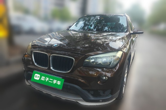 宝马X1 2015款 sDrive18i 时尚晋级版