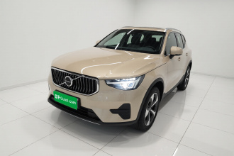 沃尔沃XC40 2024款 B4 四驱智远豪华版