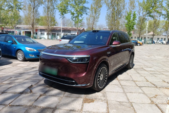 鸿蒙智行 问界M8 2025款 增程 Ultra版 53.4kWh 5座版 (192线激光雷达）