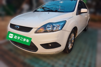 福特 福克斯 2013款 两厢经典 1.8L 自动基本型