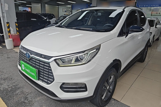 比亚迪 元新能源 2019款 EV360 智联领享型