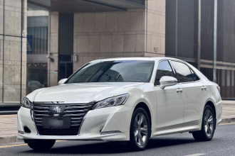 丰田 皇冠 2015款 2.5L 智享版