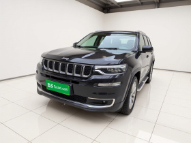 Jeep 大指挥官 2018款 2.0T 四驱尊享版