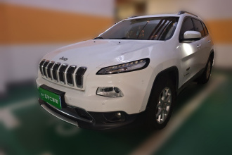 Jeep 自由光 2016款 2.4L 专业版