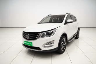 宝骏560 2015款 1.8L 手动豪华型