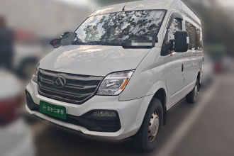 上汽大通MAXUS 新途V80 2021款 2.0T PLUS 手动傲运通短轴中顶5/6座