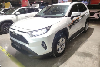 丰田 RAV4荣放 2024款 2.0L CVT两驱都市版