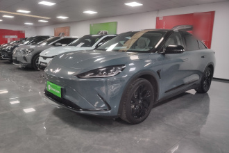 ARCFOX极狐 极狐 阿尔法S(ARCFOX αS) 2023款 735E+ 森林版 160kW