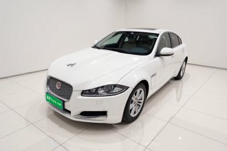 捷豹XF 2015款 XF 2.0T 风华版