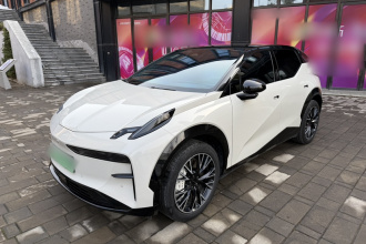 极氪X 2023款 四驱YOU版 4座