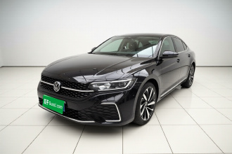 大众 帕萨特 2022款 330TSI 星空豪华版