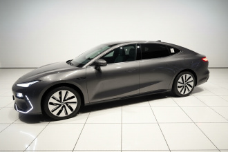 吉利银河 银河E8 2024款 665km 后驱星舰 远航版