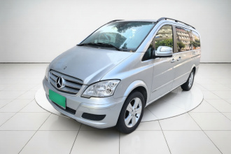 奔驰 唯雅诺 2011款 2.5L 尊贵版